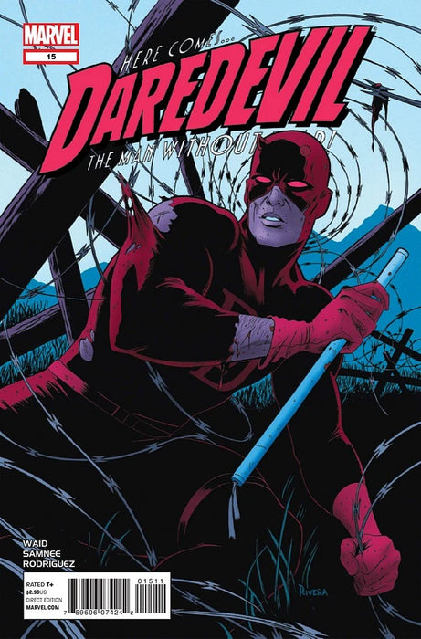 Comic Books Marvel Comics - Daredevil (2011 3rd Series) 015 (Cond. FN-) - 1549 - Cardboard Memories Inc.