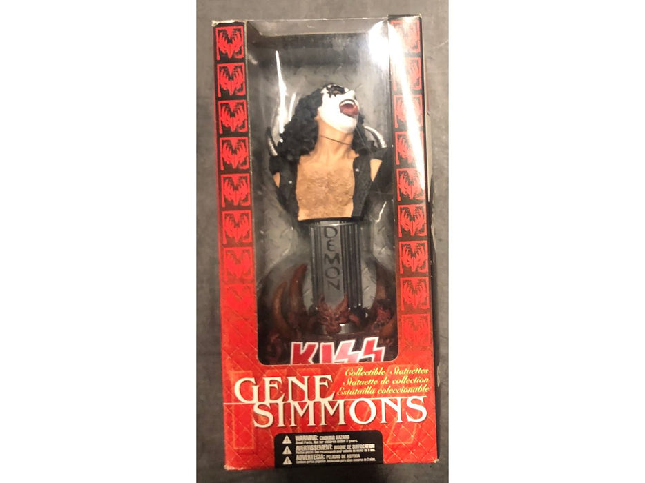 Action Figures and Toys McFarlane Toys - 2002 - KISS - Gene Simmons - Action Figure - Cardboard Memories Inc.