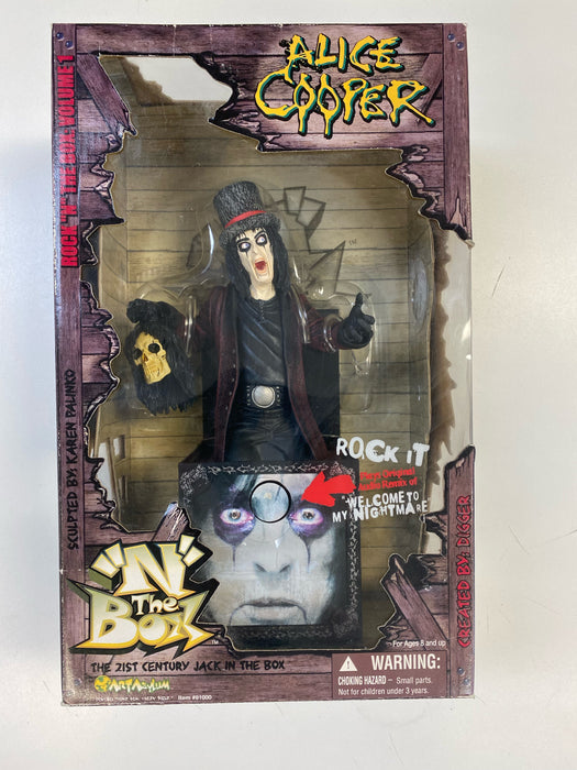 Action Figures and Toys Art Asylum - 2001 - Alice Cooper "N" the Box Welcome to My Nightmare - Action Figure *DAMAGED BOX* - Cardboard Memories Inc.