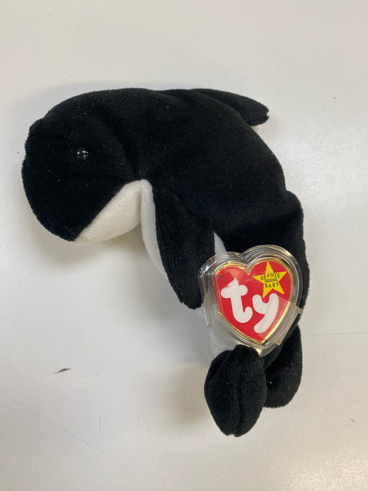 Plush TY Beanie Baby - Waves the Whale - Cardboard Memories Inc.