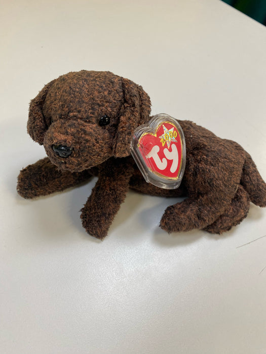 Plush TY Beanie Baby - Fetcher the Dog - Cardboard Memories Inc.