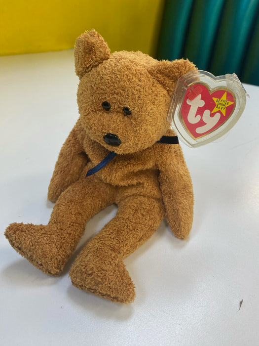 Plush TY Beanie Baby - Fuzz the Bear - Cardboard Memories Inc.