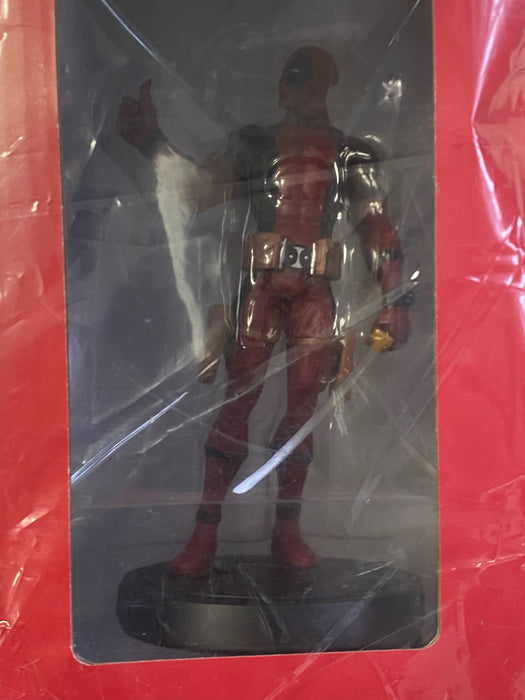 Collectible Miniature Games Eaglemoss - Marvel Fact Files Special 005 - Deadpool File and Boxed Figure *DAMAGED BOX* - Cardboard Memories Inc.