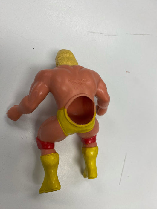 Action Figures and Toys LJN - 1985 - WWF/WWE Wrestling Superstars - Hulk Hogan - Finger Puppet Figure *Loose* - Cardboard Memories Inc.