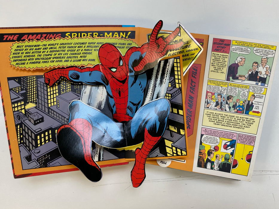 Comic Books, Hardcovers & Trade Paperbacks Candlewick Press - Marvel Comics Amazing Spider-Man Pop-Up Book - Pre-Owned (Cond. FN-) HC0211 - Cardboard Memories Inc.