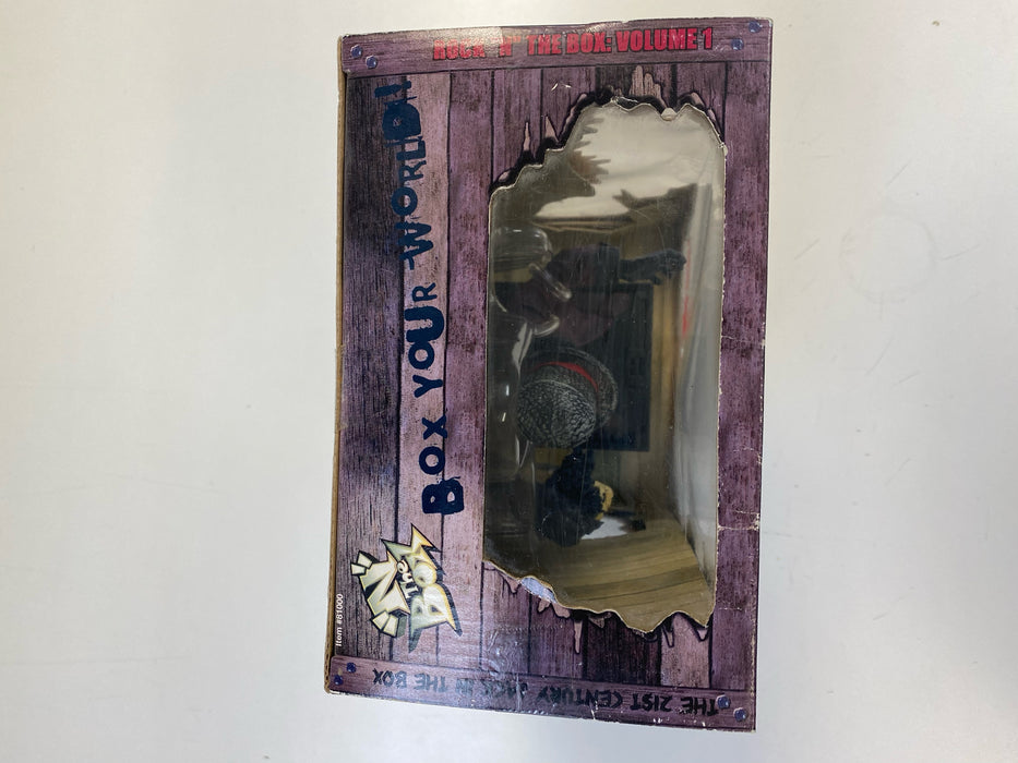 Action Figures and Toys Art Asylum - 2001 - Alice Cooper "N" the Box Welcome to My Nightmare - Action Figure *DAMAGED BOX* - Cardboard Memories Inc.