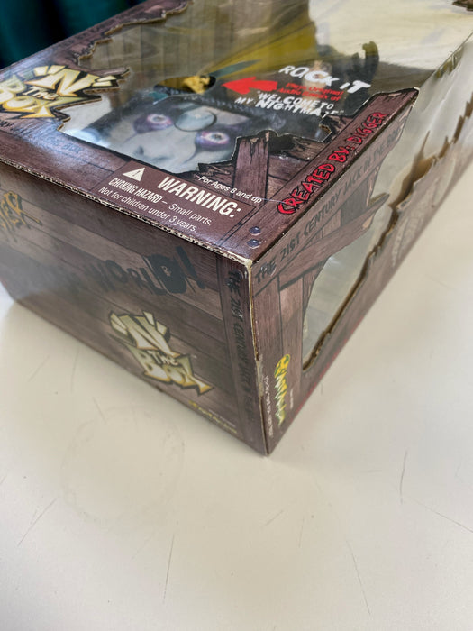 Action Figures and Toys Art Asylum - 2001 - Alice Cooper "N" the Box Welcome to My Nightmare - Action Figure *DAMAGED BOX* - Cardboard Memories Inc.